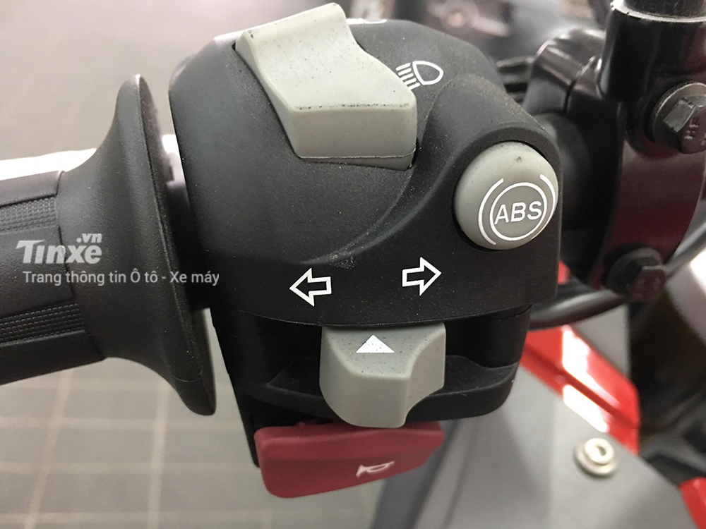 BMW G310GS 2018 danh-gia-nhanh-bmw-G310gs-2018-gia-195-trieu