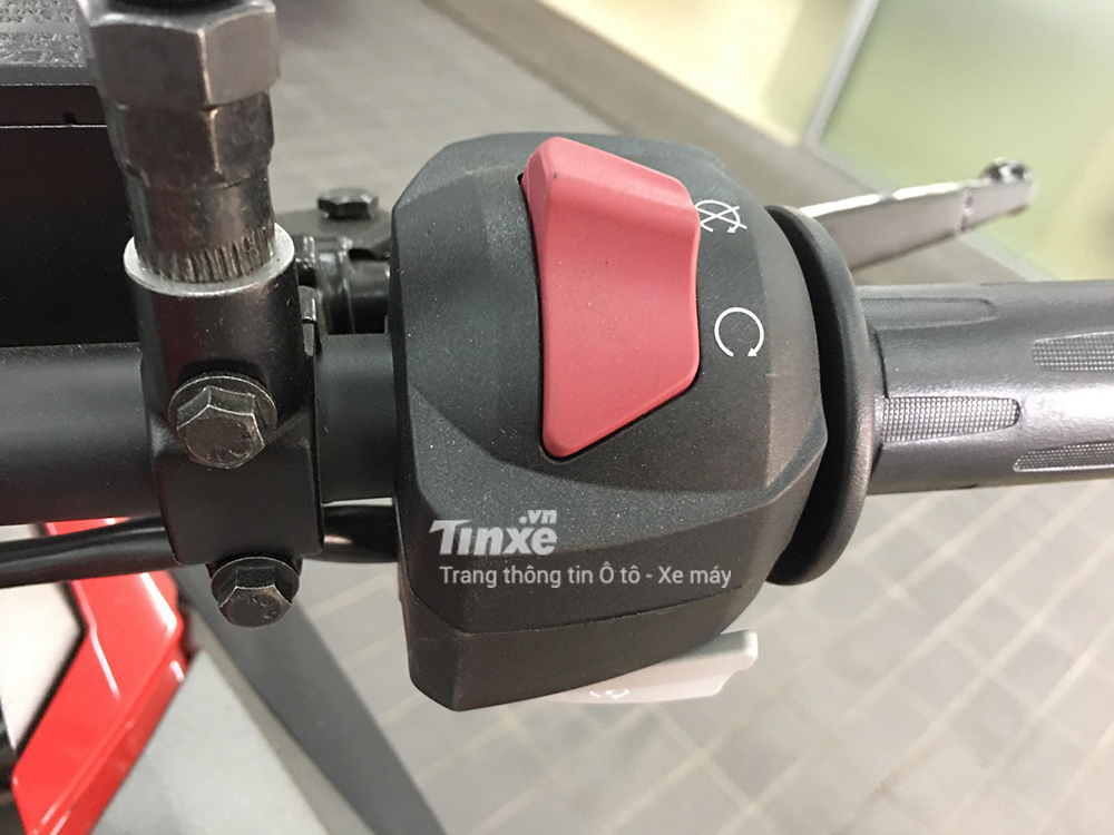 BMW G310GS 2018 danh-gia-nhanh-bmw-G310gs-2018-gia-195-trieu