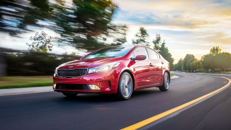 Kia Cerato đạt doanh số cao Kia-Cerato