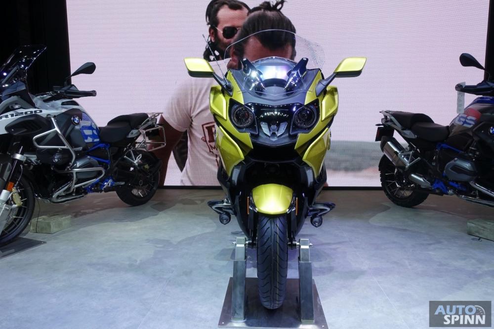 BMW-K1600-Grand-America-2018-gia-1.25-ti-VND