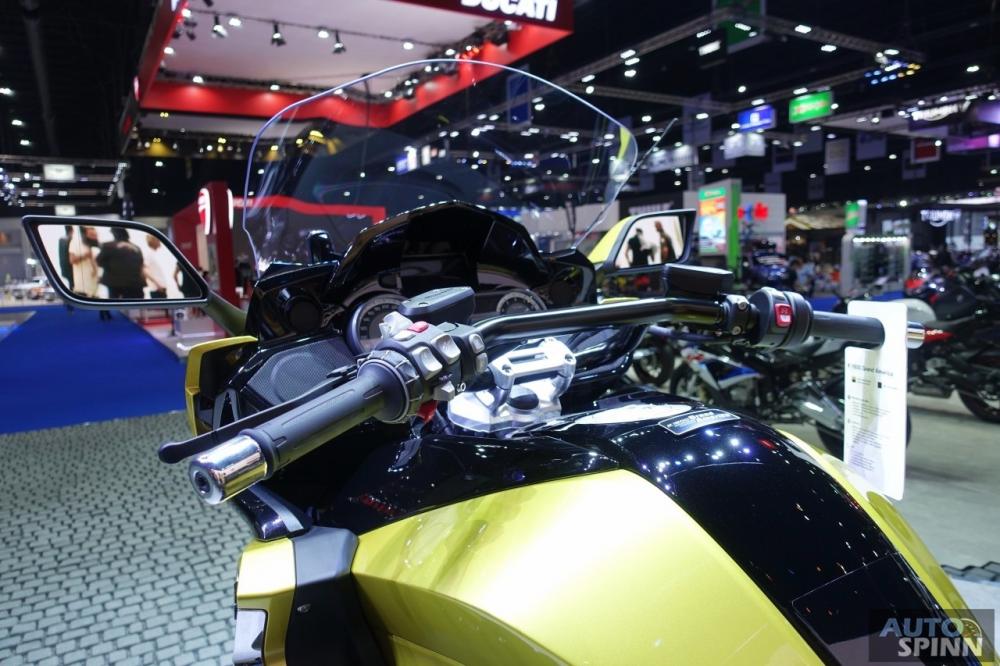 BMW-K1600-Grand-America-2018-gia-1.25-ti-VND