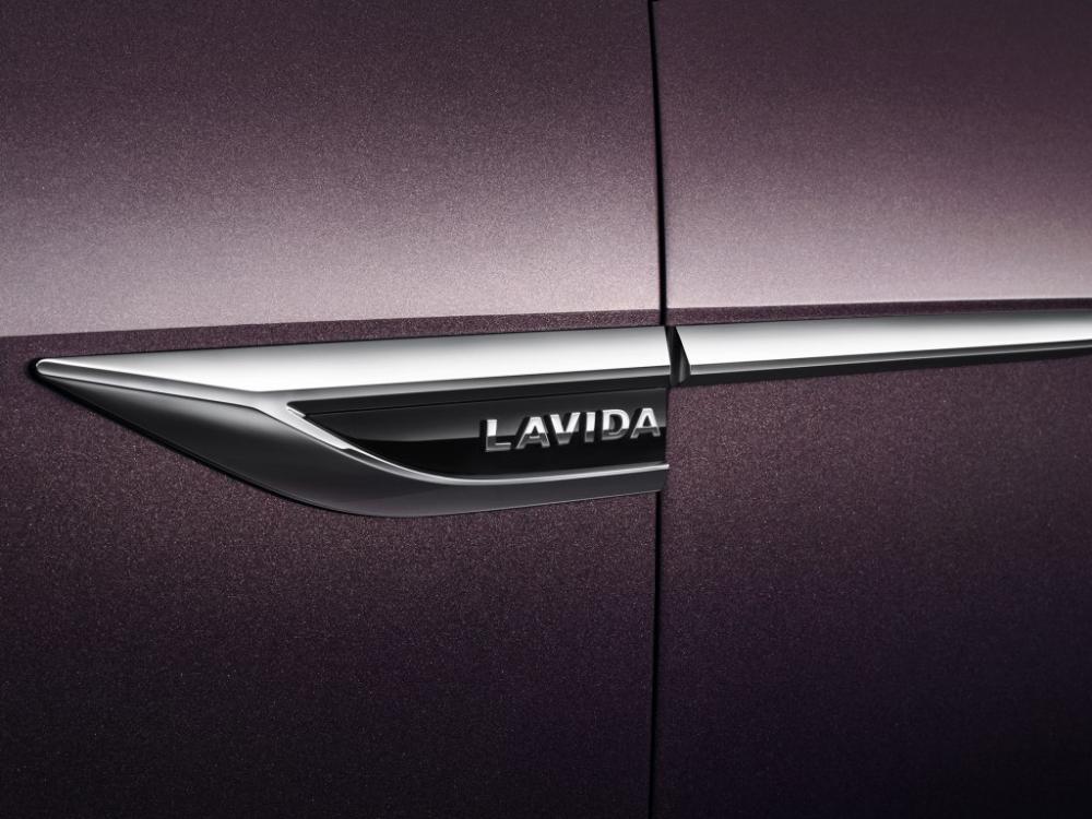volkswagen-lavida-plus-2018