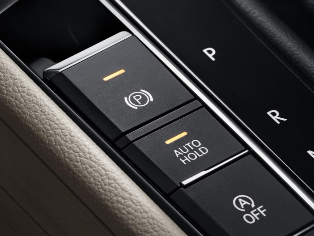 volkswagen-lavida-plus-2018