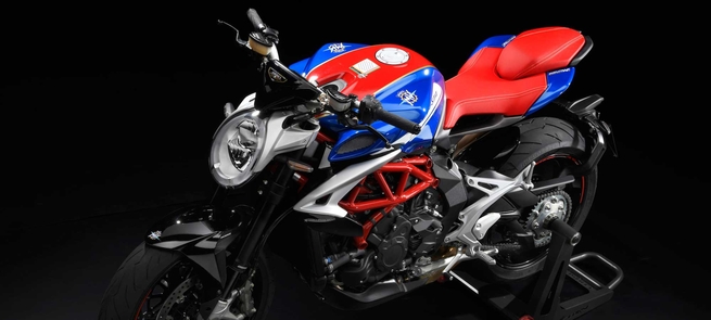 MV Agusta Brutale 800 RR 2018 ra mắt bản đặc biệt đậm chất Mỹ MV Agusta Brutale 800 RR 2018 ra mắt bản đặc biệt đậm chất Mỹ