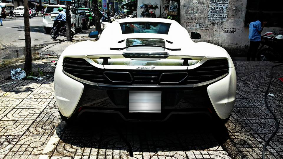 bat-ngo-voi-viec-chu-tich-trung-nguyen-ban-sieu-xe-mclaren-650s-spider bat-ngo-voi-viec-chu-tich-trung-nguyen-ban-sieu-xe-mclaren-650s-spider