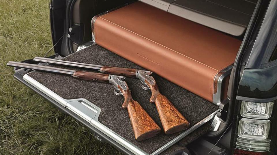 phien-ban-gioi-han-range-rover-holland--holland-bat-ngo-xuat-hien-tai-viet-nam