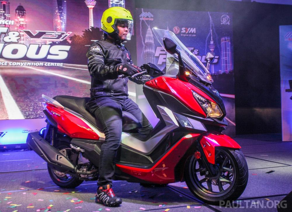 SYM-CRUiSYM-250i-2018 