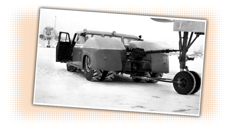 Thiết kế thân xe sedan giúp móc dây kéo ngắn hơn tới máy bay maz-541