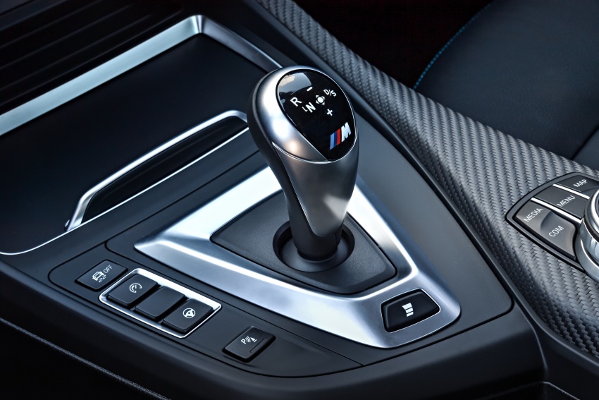 BMW-M2-Competition-2018