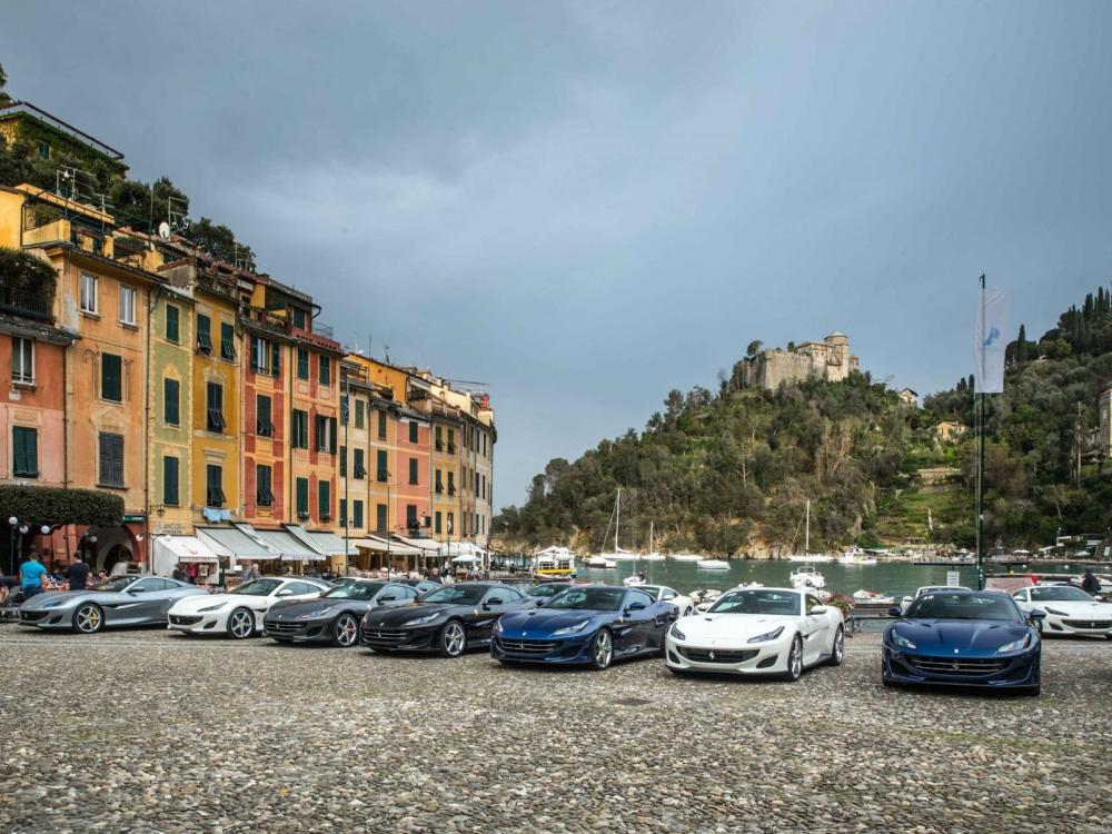 20-chiec-ferrari-portofino-thuc-hien-man-vong-quanh-60-thanh-pho-chau-au
