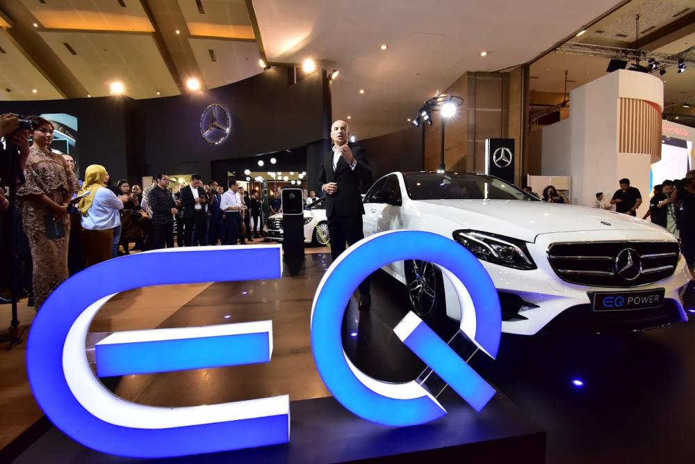 Mercedes-Benz-EQ-Power 
