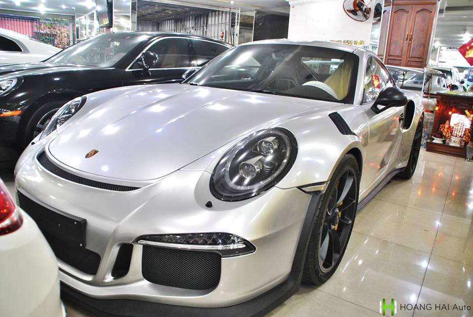 sieu-xe-porsche-911-gt3-rs-ve-tay-chu-tich-trung-nguyen