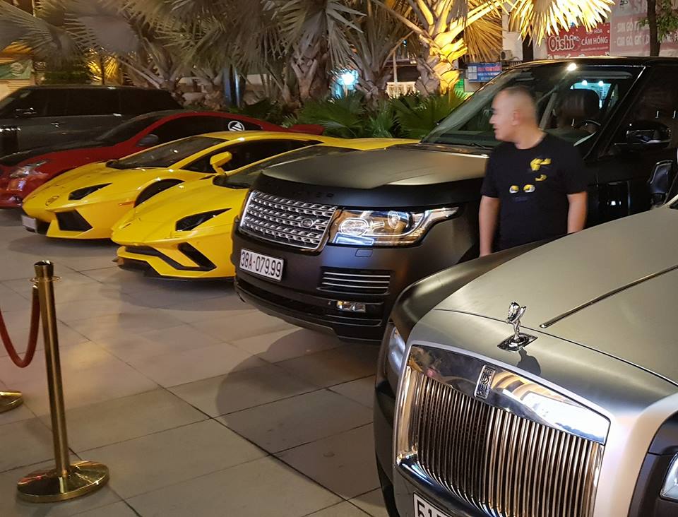 dan-sieu-xe-khung-tu-tap-cuoi-tuan-tai-sai-thanh