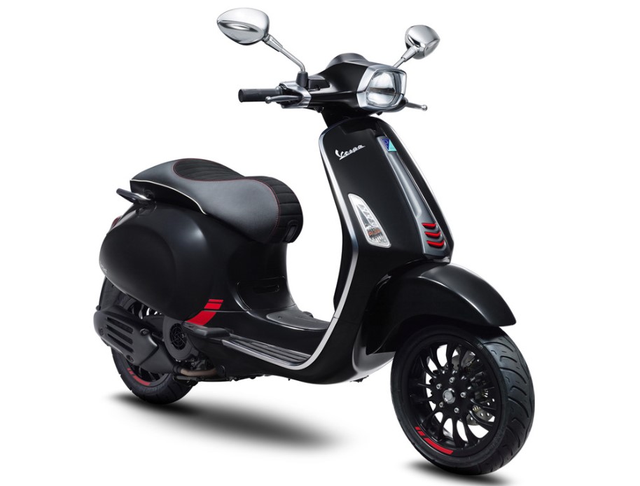 Vespa Sprint Carbon 2018 có giá 76,5 triệu VNĐ