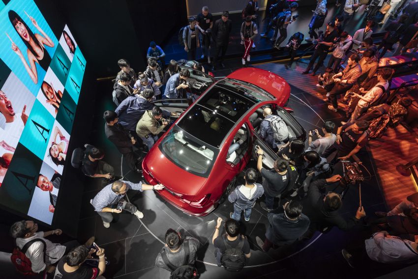 Mercedes-Benz A-Class L Sedan 2018 dùng công nghệ an toàn của S-Class