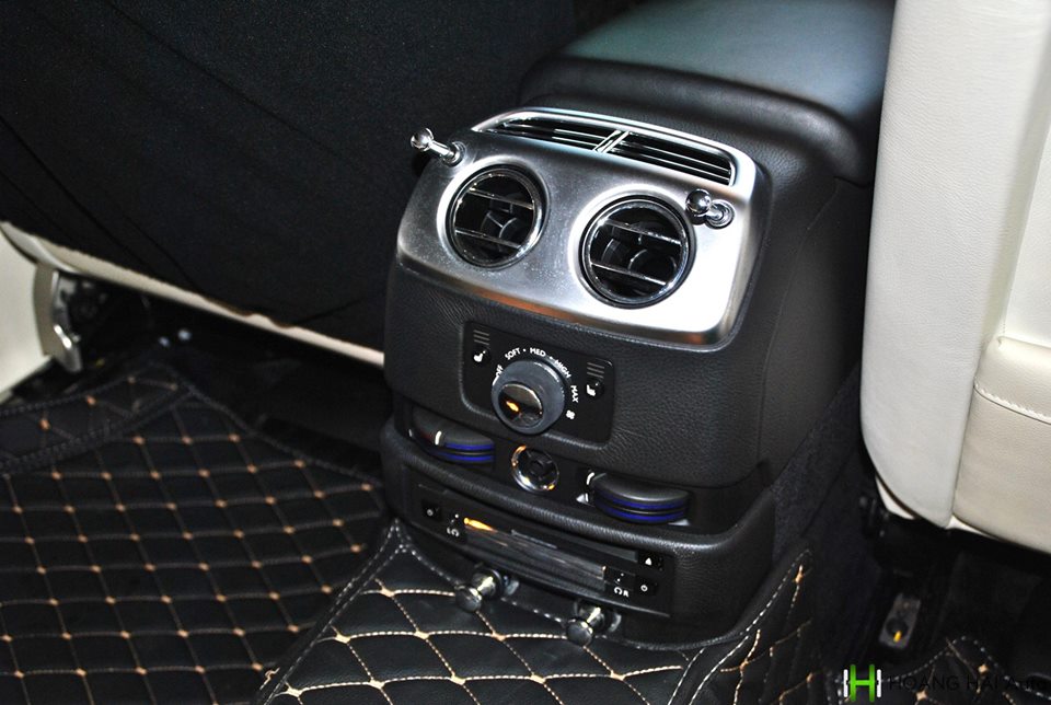 sau-khi-trung-bay-tai-tay-nguyen-rollsroyce-ghost-duoc-dang-le-nguyen-vu-rao-ban-lai sau-khi-trung-bay-tai-tay-nguyen-rollsroyce-ghost-duoc-dang-le-nguyen-vu-rao-ban-lai