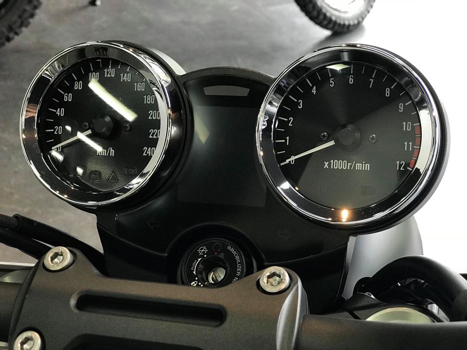 Đồng hồ Kawasaki Z900RS Đồng hồ Kawasaki Z900RS