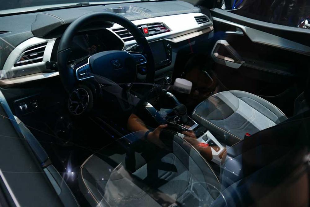 Nội thất của SOL E20X Nội thất của SOL E20X