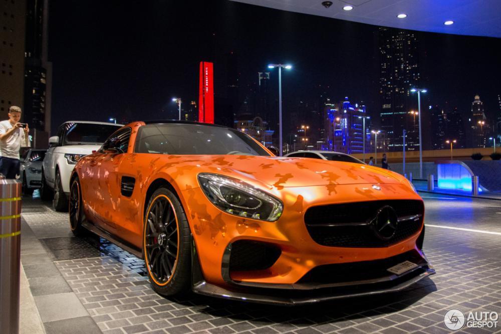 quai-vat-mercedesamg-gt-s-do-650-ma-luc-gay-choang-voi-bo-ao-sac-so