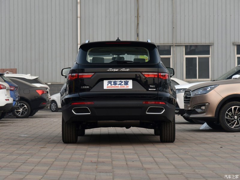 Cụm đèn hậu giống Jaguar F-Pace của Zotye T800 2018 Cụm đèn hậu giống Jaguar F-Pace của Zotye T800 2018