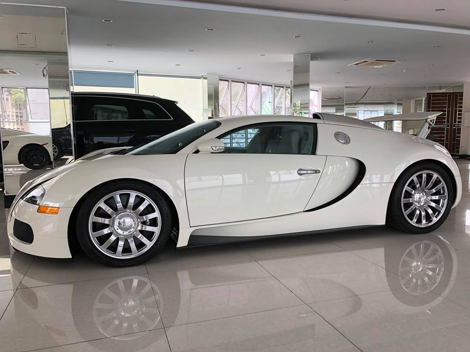 Màu sơn của Bugatti Veyron độc nhất Việt Nam
