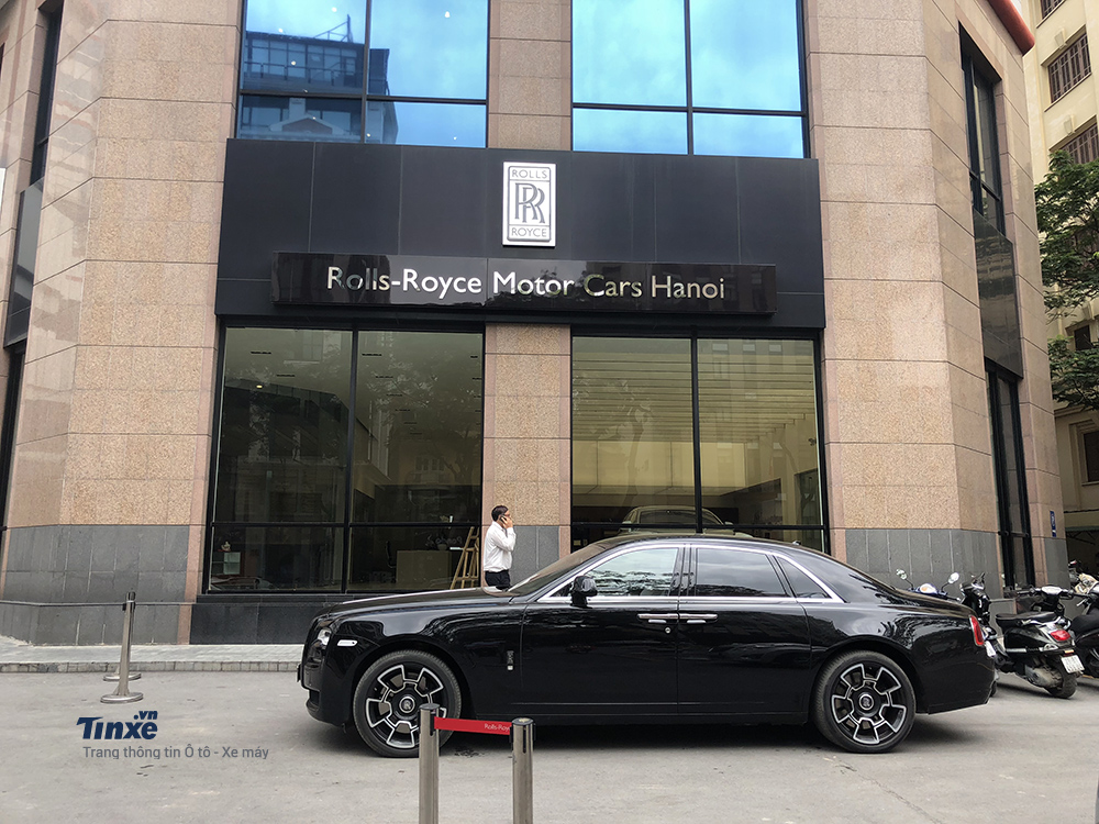 Rolls-Royce Ghost Black Badge đầu tiện tại Việt Nam gần đây thường xuất hiện tại đại lý Rolls-Royce chính hãng