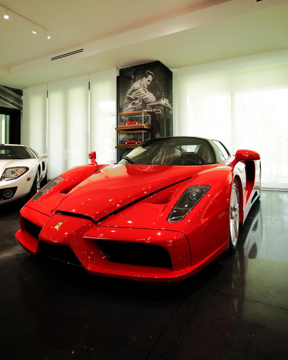 Siêu phẩm Ferrari Enzo đình đám trong quá khứ