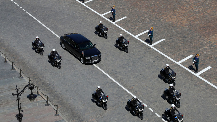 Tổng thống Nga dùng chiếc limousine mới trong lễ nhậm chức