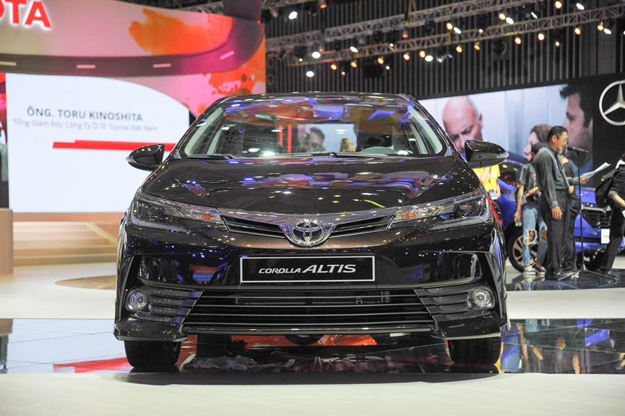 Ngoại thất của xe Toyota Corolla Altis thiết kế ngoại thất của xe Toyota Corolla Altis