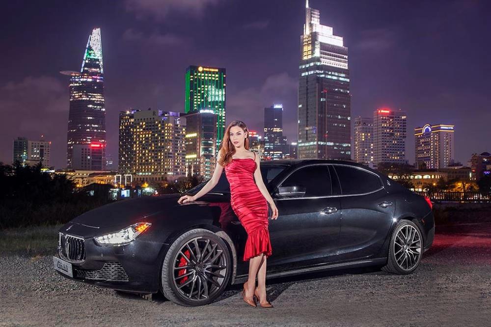 Nữ ca sĩ Hồ Ngọc Hà cũng từng mua một chiếc Maserati theo phiên bản Zegna Nữ ca sĩ Hồ Ngọc Hà cũng từng mua một chiếc Maserati theo phiên bản Zegna