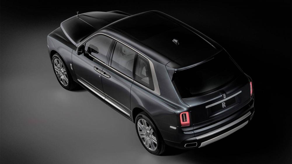 Cụm đèn hậu nằm dọc của Rolls-Royce Cullinan 2019 Cụm đèn hậu nằm dọc của Rolls-Royce Cullinan 2019