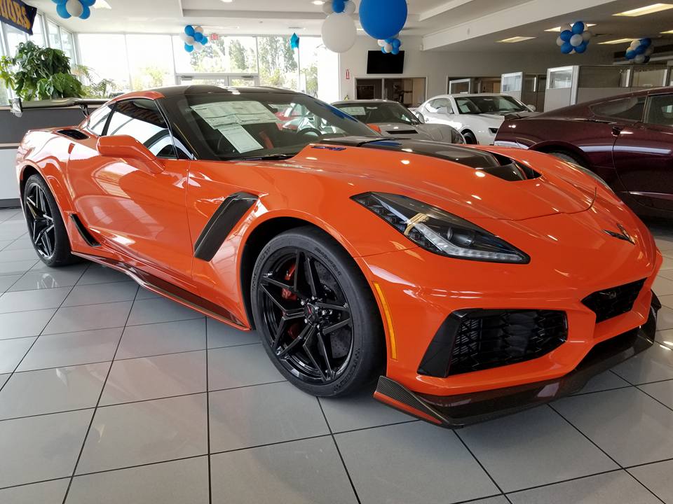 trang bị gói tuỳ chọn ZTK Performance Package