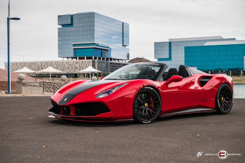 Gói độ này mang đến chọ Ferrari 488 Spider diện mạo đầu xe lột xác hơn so với nguyên bản Gói độ này mang đến chọ Ferrari 488 Spider diện mạo đầu xe lột xác hơn so với nguyên bản