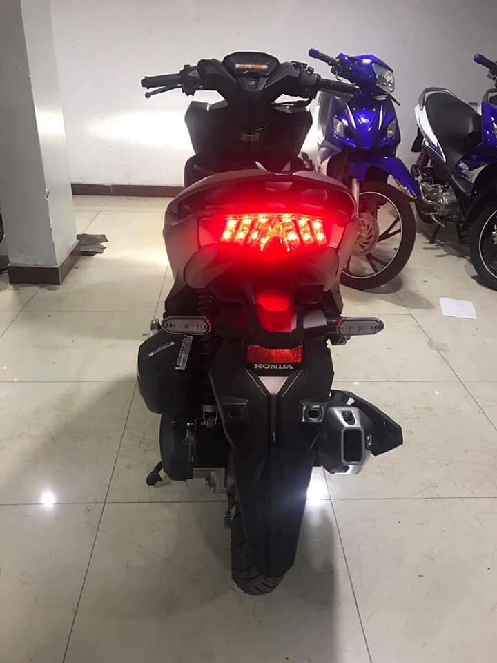 Đuôi xe Honda Vario 150 2018