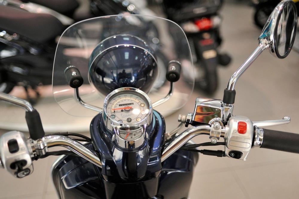 Mặt đồng hồ Vespa LXV Mặt đồng hồ Vespa LXV