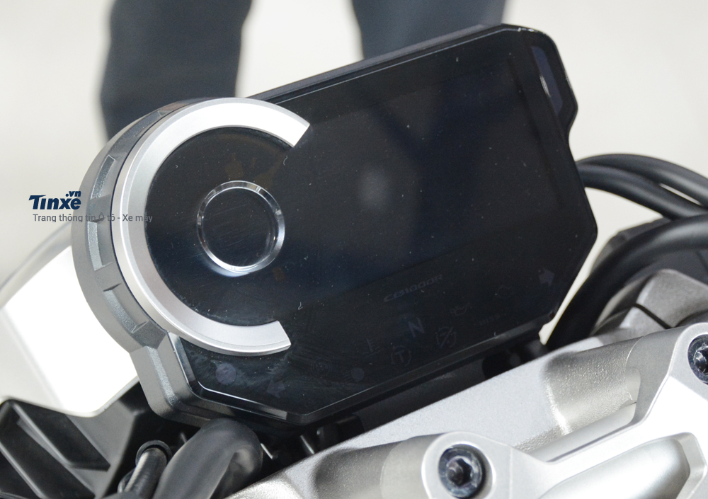 Cụm đồng hồ cho Honda CB1000R cũng sử dụng công nghệ kỹ thuật số toàn phần Cụm đồng hồ cho Honda CB1000R cũng sử dụng công nghệ kỹ thuật số toàn phần