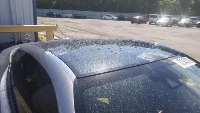 Nóc của chiếc Lexus LC500