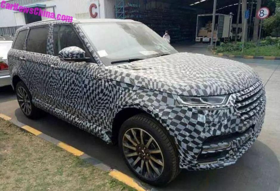 Mẫu xe được cho là Zotye T900 xuất hiện trên đường thử