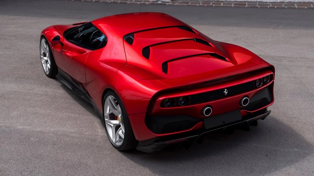 Thiết kế đuôi xe lạ mắt của Ferrari SP38