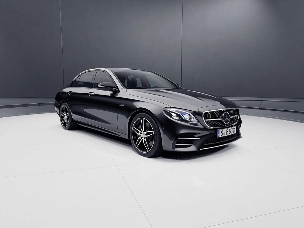 Mercedes-AMG E53 2019 phiên bản sedan