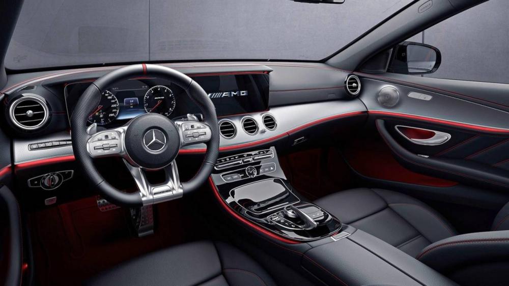 Không gian nội thất bên trong Mercedes-AMG E53 2019