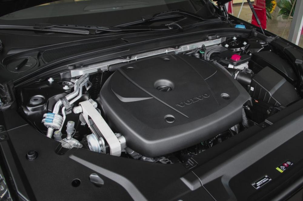 Trang bị Động cơ của Volvo S90 2018