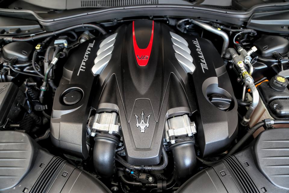 Maserati Quattroporte GTS Gransport Nerissimo Edition vẫn được trang bị khối động cơ V8, dung tích 3,8 lít, sản sinh công suất tối đa 530 mã lực tại dải vòng tua máy từ 6.500–6.800 vòng/phút và mô-men xoắn cực đại 650 Nm tại dải vòng tua máy từ 2.000–4.000 vòng/phút. Maserati Quattroporte GTS Gransport Nerissimo Edition vẫn được trang bị khối động cơ V8, dung tích 3,8 lít, sản sinh công suất tối đa 530 mã lực tại dải vòng tua máy từ 6.500–6.800 vòng/phút và mô-men xoắn cực đại 650 Nm tại dải vòng tua máy từ 2.000–4.000 vòng/phút.