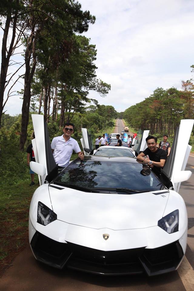 Đây là chiếc Lamborghini Aventador thứ 3 của các thành viên Car & Passion tham dự vào hành trình Tây Nguyên Đây là chiếc Lamborghini Aventador thứ 3 của các thành viên Car & Passion tham dự vào hành trình Tây Nguyên