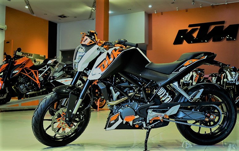 ktm duke 200 which company