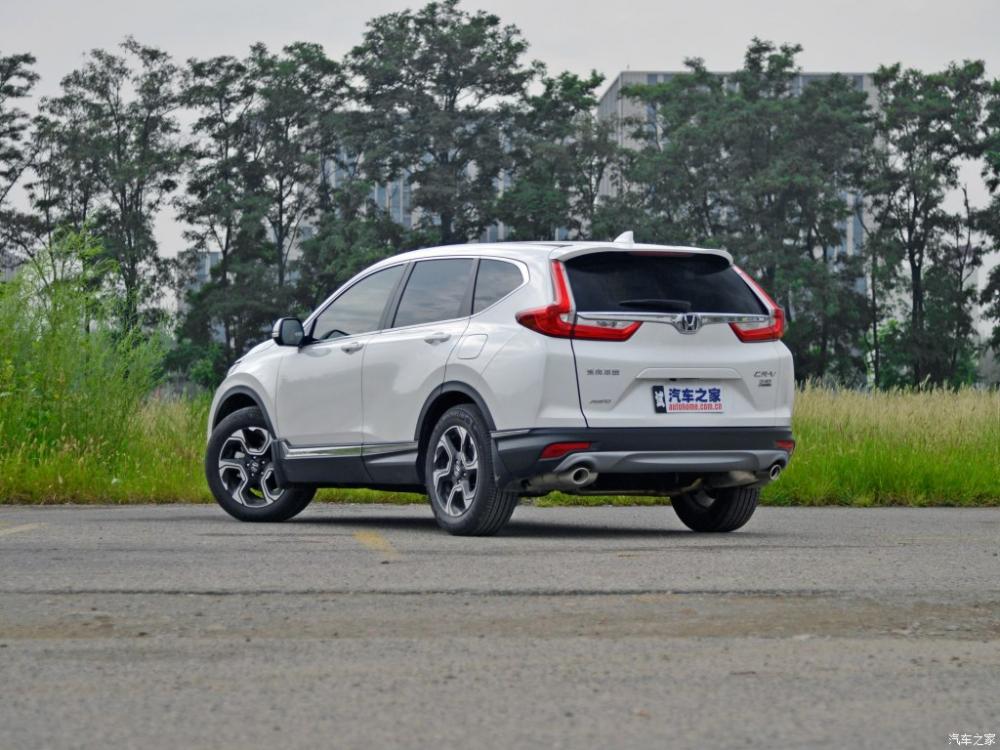 Vấn đề dầu bôi trơn động cơ khiến mùi xăng lọt vào nội thất của Honda CR-V hoặc đèn check engine bật sáng Vấn đề dầu bôi trơn động cơ khiến mùi xăng lọt vào nội thất của Honda CR-V hoặc đèn check engine bật sáng