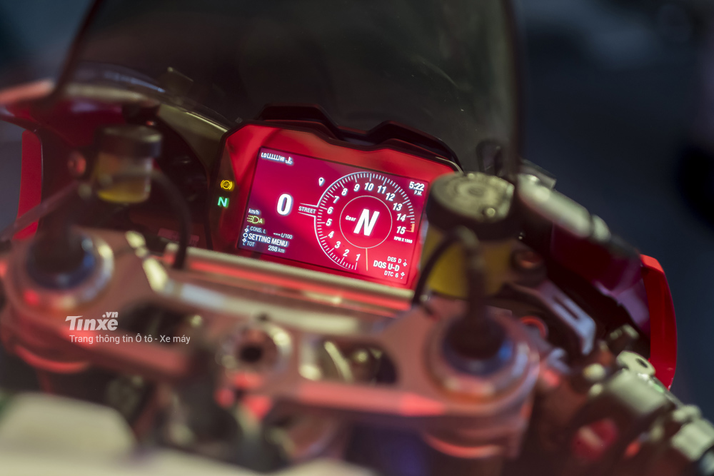 Ducati còn trang bị cho Panigale Panigale V4 Speciale những tính năng mới