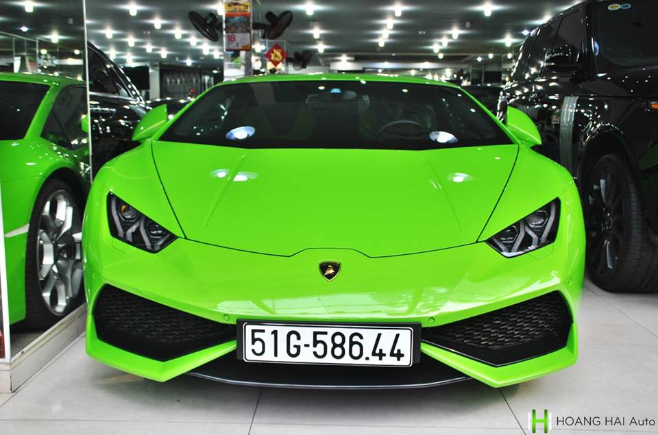 Siêu xe Lamborghini Huracan xanh cốm được cho ra biển số để tìm người mua Siêu xe Lamborghini Huracan xanh cốm được cho ra biển số để tìm người mua
