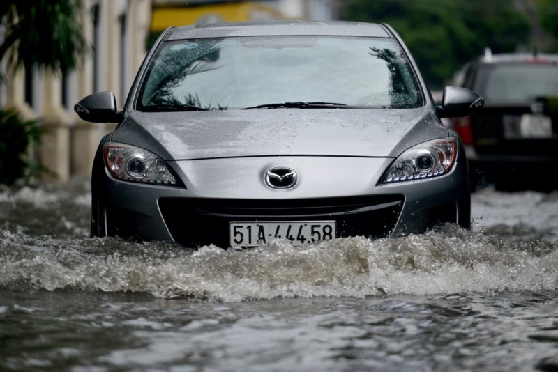 Mua ô tô cũ bị thủy kích sẽ dẫn đến những hậu quả khó lường