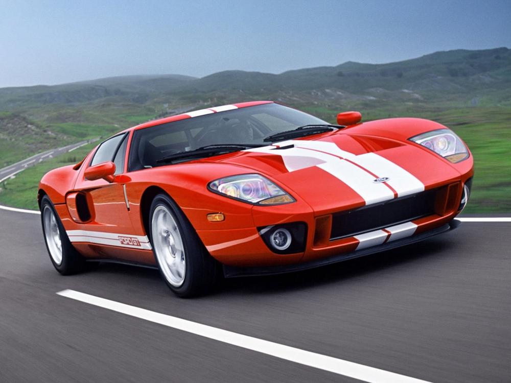 Vẻ đẹp vượt thời gian của siêu xe Ford GT 2005